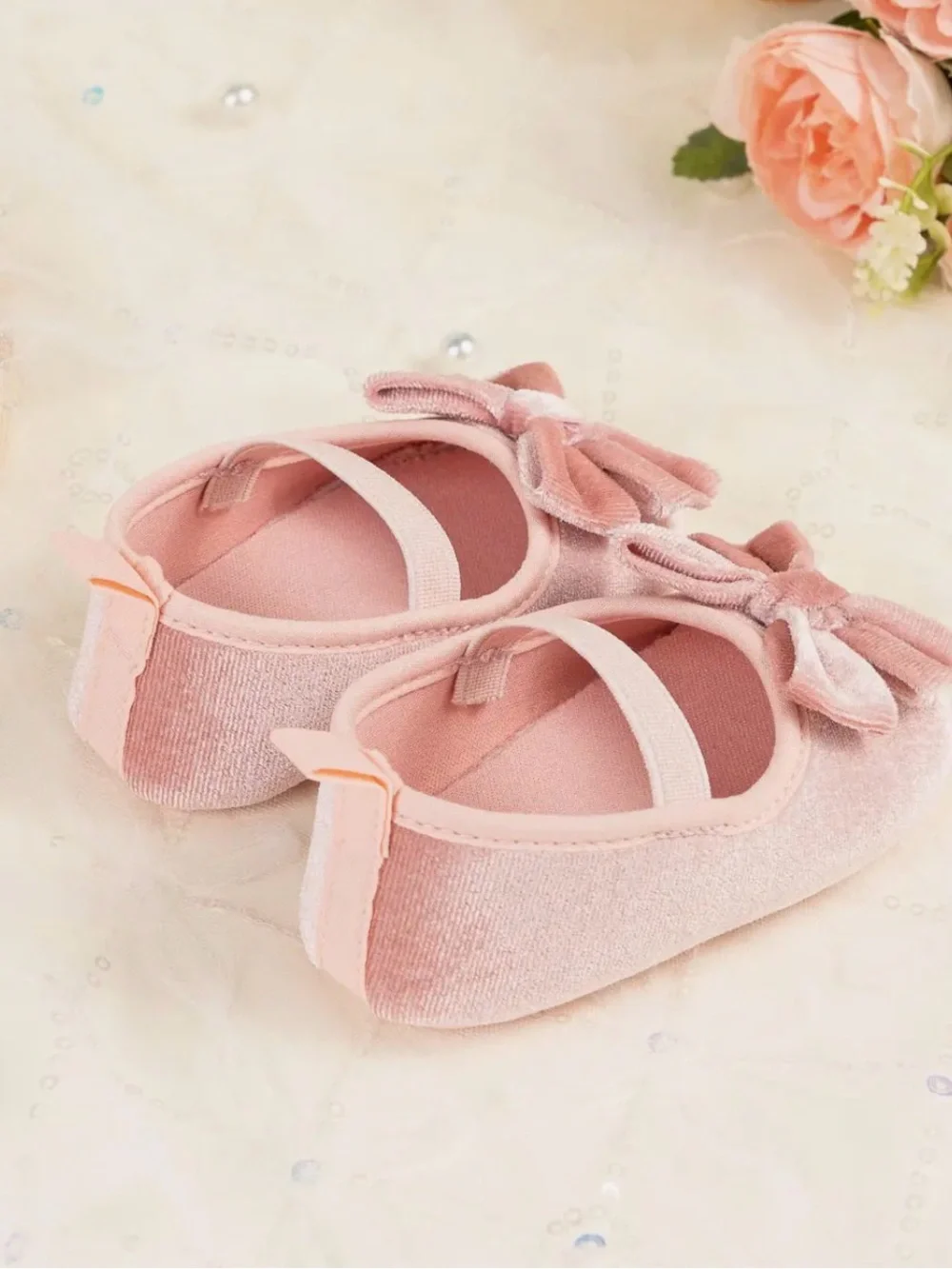 Front Bow Velvety Baby Shoes